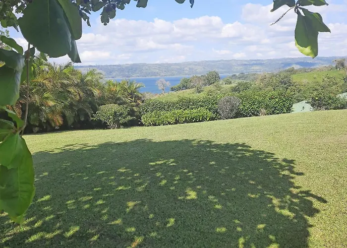 Сasa de vacaciones Lakeview Arenal - 2025-2026 Traveller Award Winners Tronadora